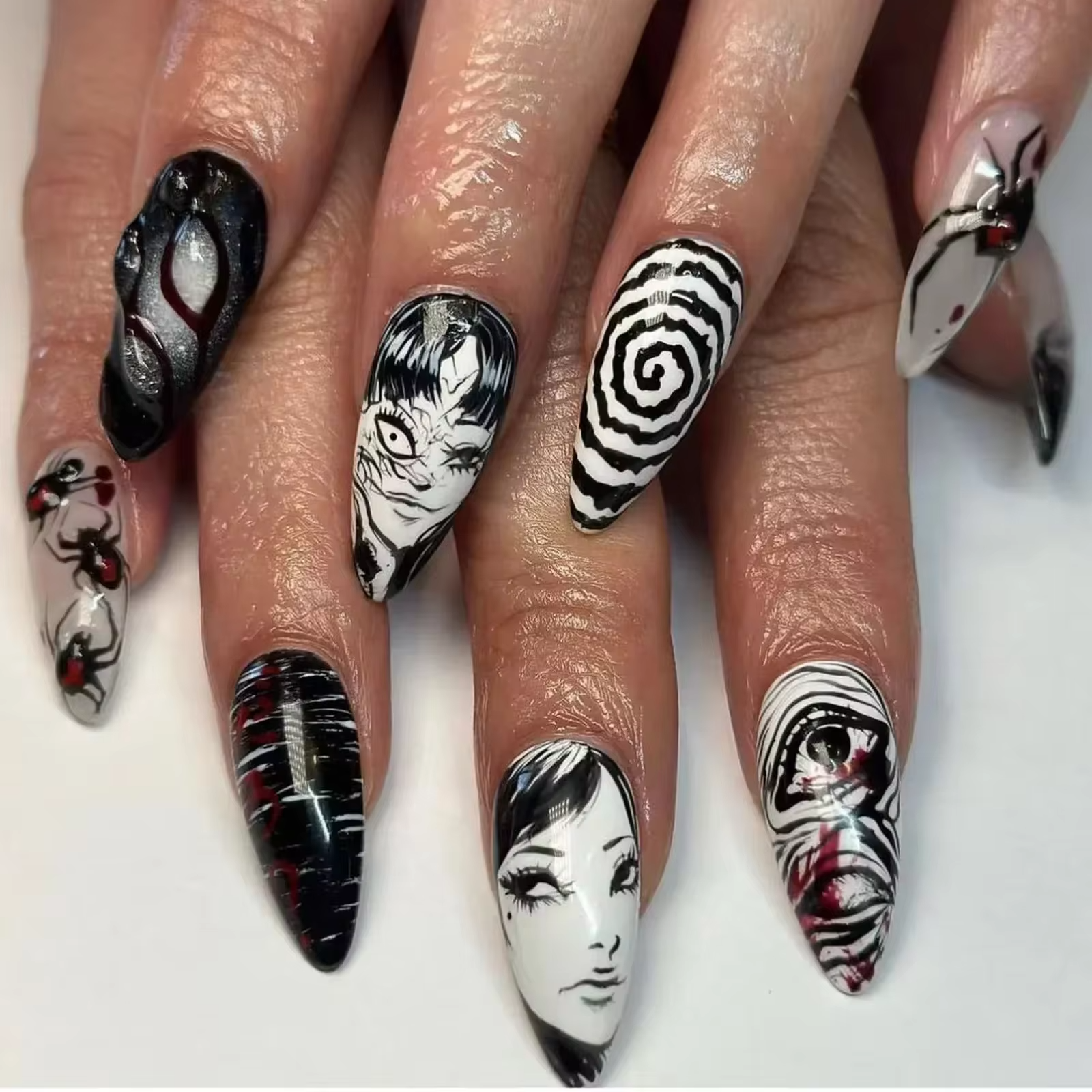 Manga 24pcs fake nails